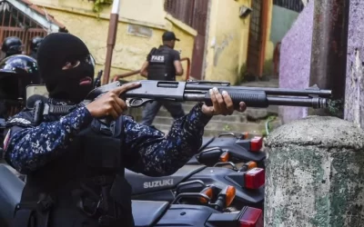 A la Une: au Venezuela, les milices paramilitaires au service de Nicolas Maduro